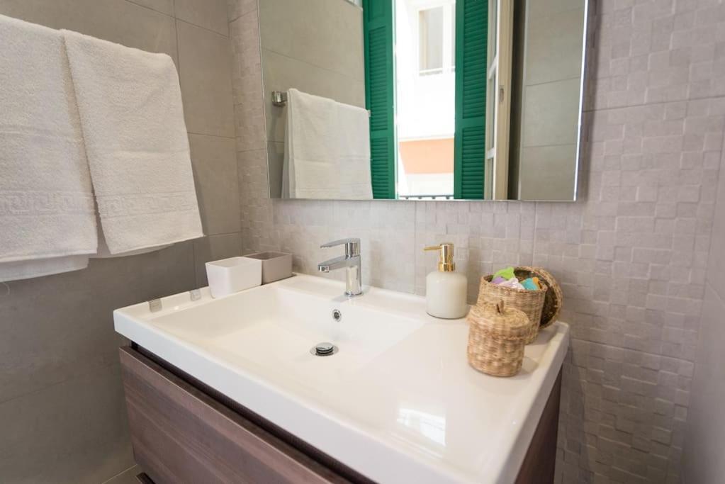 Apartamento Centro Historico II Málaga Esterno foto